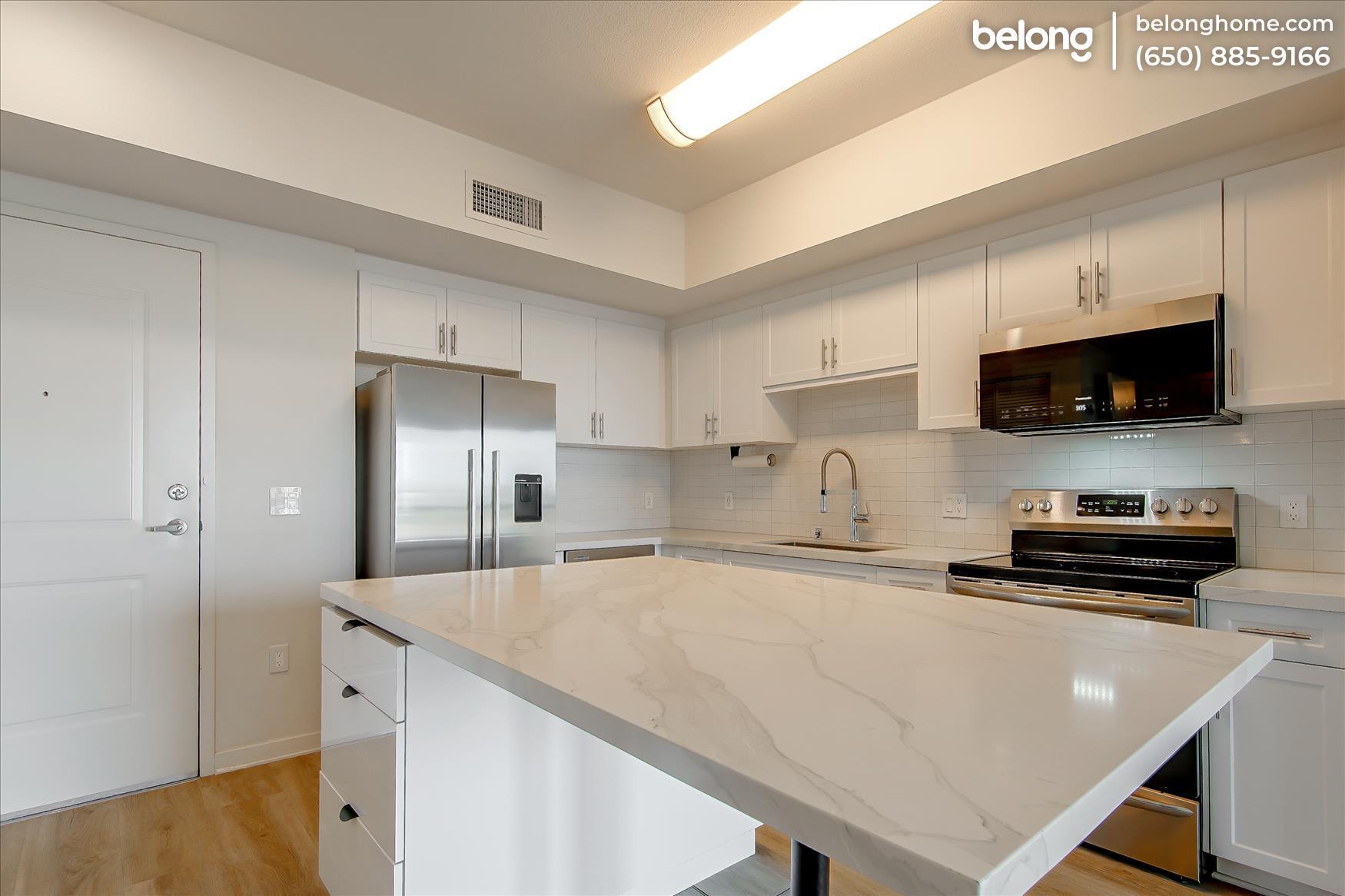 Building Photo - 12655 Bluff Creek Dr