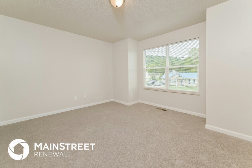 Building Photo - 7218 Ashford Glen Dr