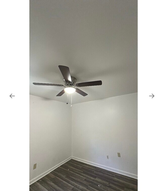 Building Photo - 2555 Chateau Ln