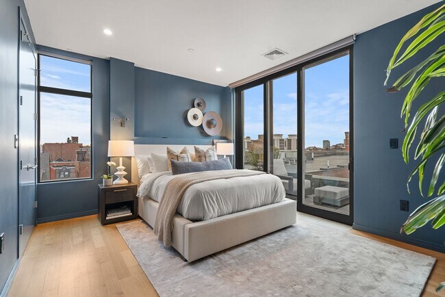 Building Photo - 7 E Springfield St