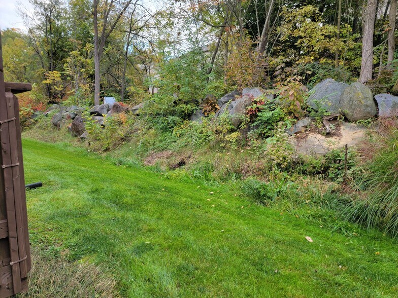 Building Photo - 30 Christy Ct