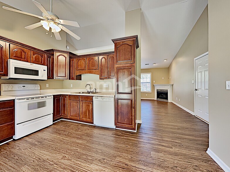 Building Photo - 6625 Carina Ln