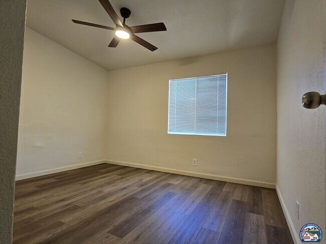 Building Photo - 1465 Hamilton Ave