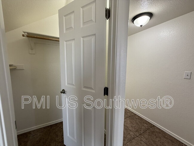 Building Photo - 2468 Pso Cisne