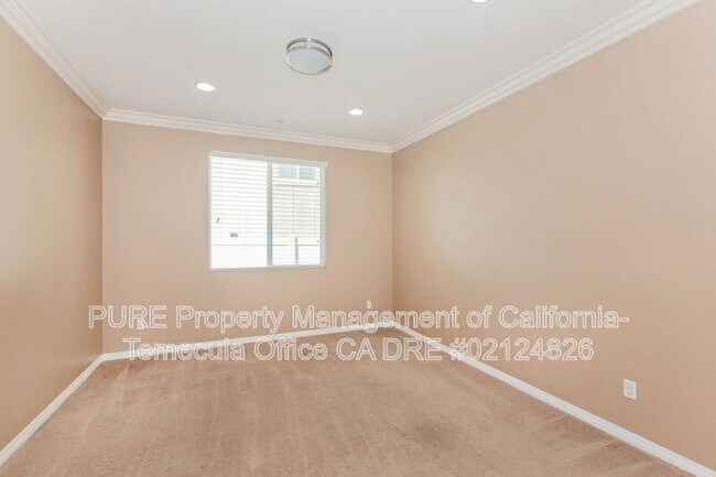 Building Photo - 38020 Spring Canyon Dr