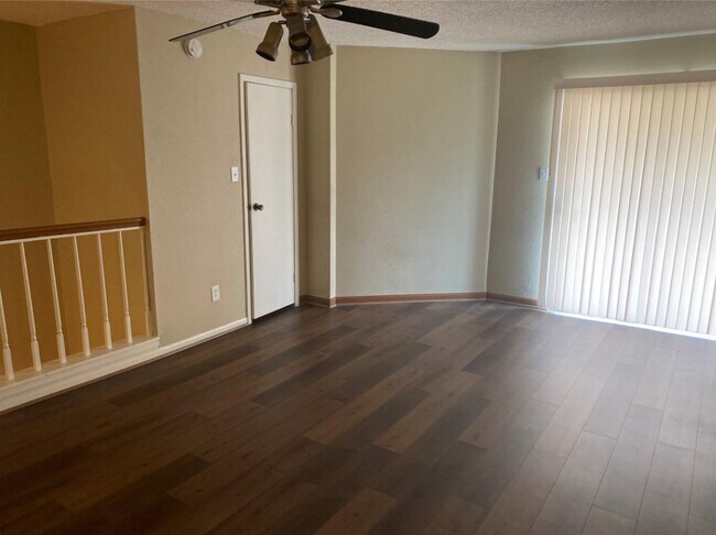 Building Photo - 2120 El Paseo St