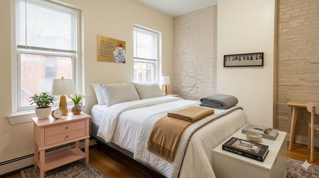 Building Photo - 36 Sheridan St