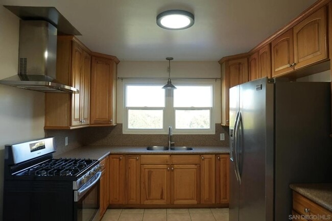 Building Photo - 3860 Paula St