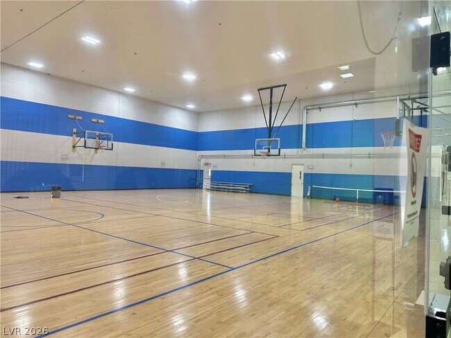 Building Photo - 399 Center Green Dr