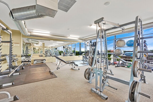 Building Photo - 1111 W 15th St