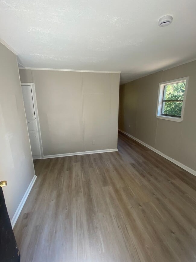 Building Photo - **AVAILABLE NOW**Midtown Columbus, GA 3 Be...