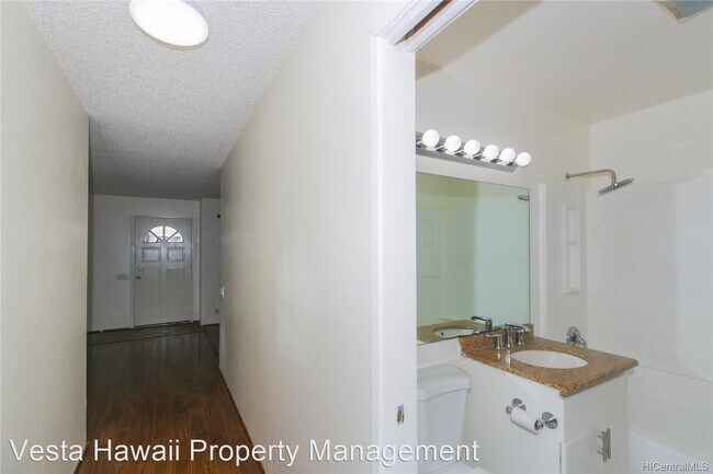 Building Photo - 2 br, 1.5 bath House - 91-1020 Mikohu St #21A