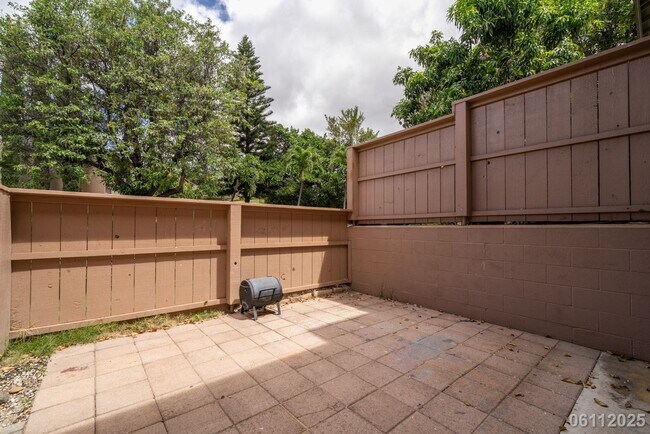 Building Photo - (2bd / 1ba / 1 parking Condo in Makakilo G...