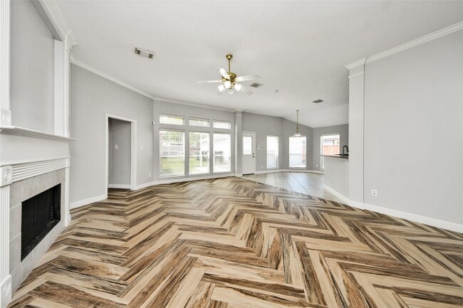 Building Photo - 2622 Stonebury Ln