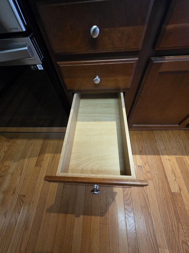 Building Photo - Spacious 4-Bedroom Home for Rent in Kings ...