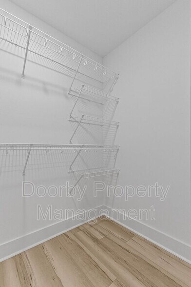 Building Photo - 432 Wayne Ave