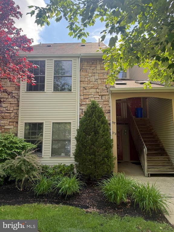 Primary Photo - 377 Tavistock Rd