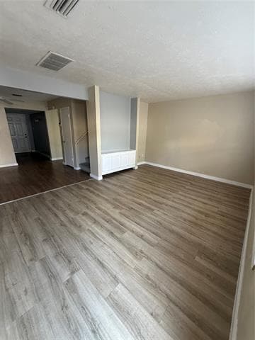 Building Photo - 26 E Mountain Creek Dr