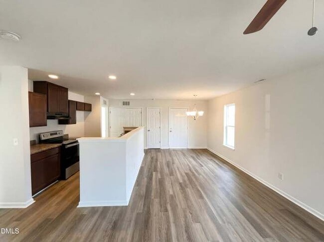 Building Photo - 3020 Camden Creek Dr