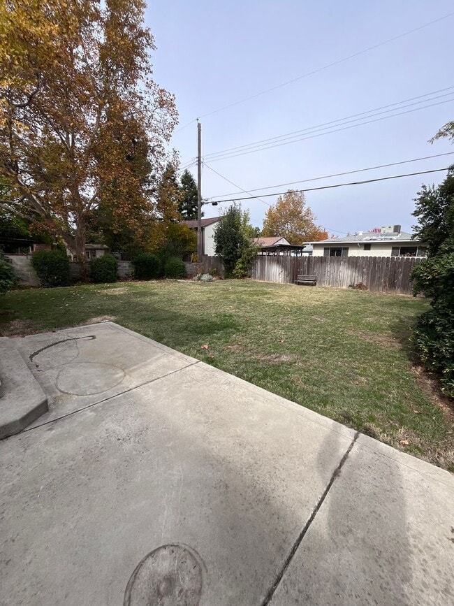 Building Photo - QUAINT HOME IN SACRAMENTO NEAR SOUTH LAND ...