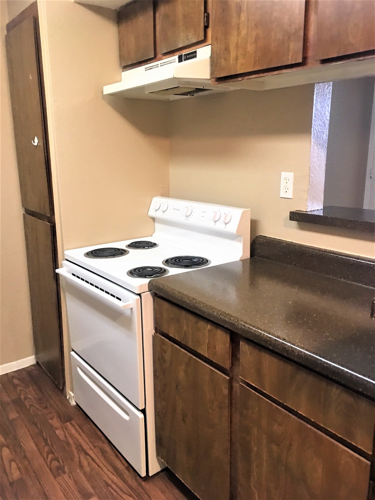 1 BR 1 BA- Kitchen - Slaton Properties LP