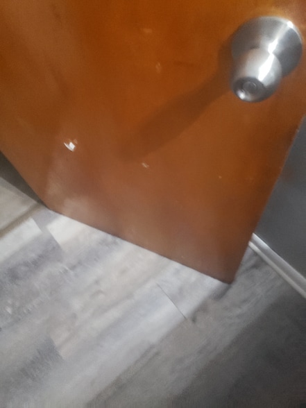 Building Photo - 5031 Homerlee Ave