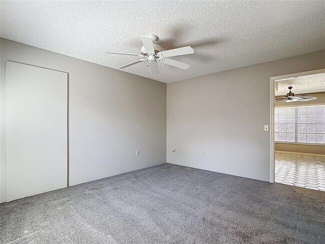 Building Photo - 813 Ormond St