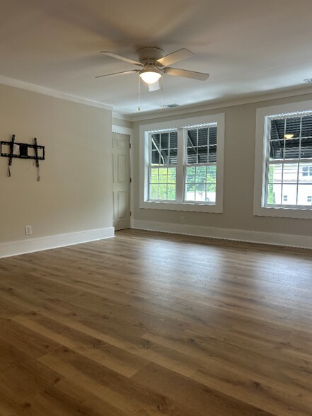 Building Photo - 9312 NC-194