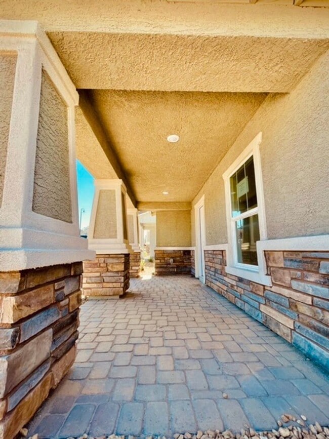 Building Photo - WONDERFUL 2 STORY, UPGRADED HOME IN “INSPIRADA!!!”  COMMUNITY FEATURES!!