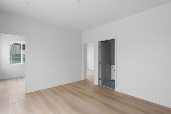 Building Photo - 3516 Oak Glen Ln