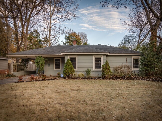 Building Photo - Updated 3BR home in GREAT neighborhood!