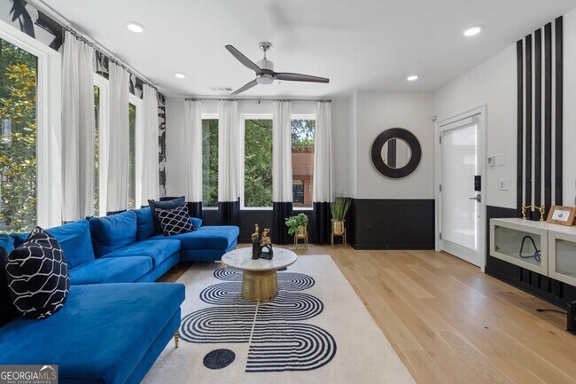 Building Photo - 371 Pratt Dr SE