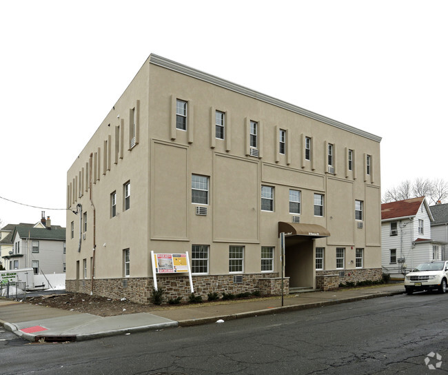 Building Photo - Riverwest Condominiums