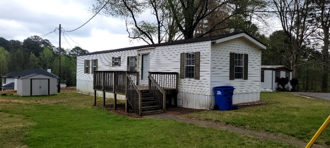 Building Photo - 2017 Shaw Ct