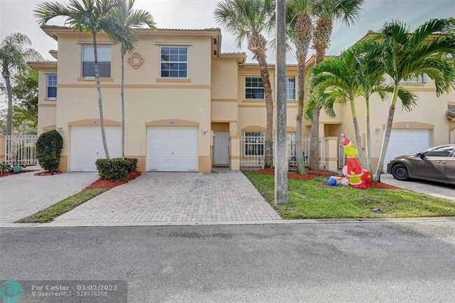Building Photo - 708 NW 170th Terrace