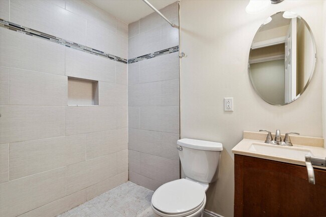 Building Photo - 1955 N 18th St