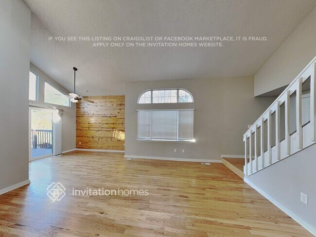 Building Photo - 11001 Needles Ct