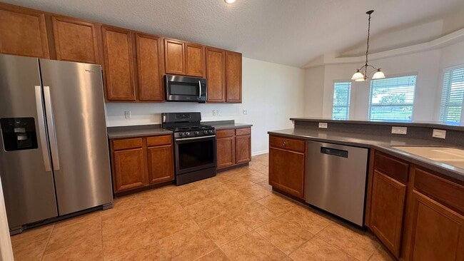 Building Photo - 515 South Valencia Cir SW