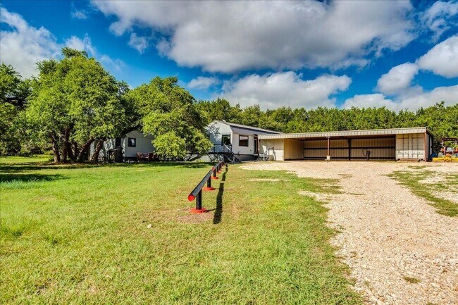 Building Photo - 201 York Creek Rd