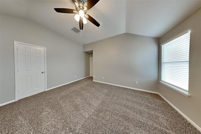 Building Photo - 18027 Hillock Glen Ln