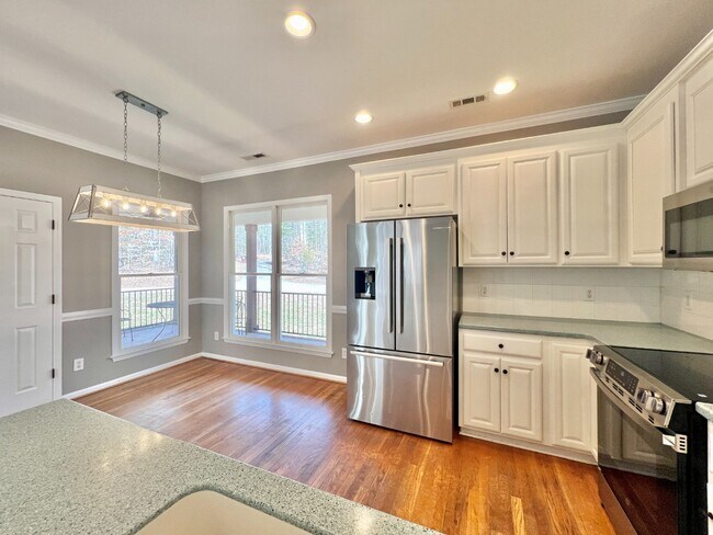 Building Photo - 7809 Deer Trail