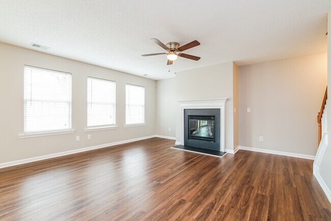 Building Photo - 3312 Marshlane Way