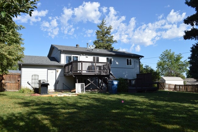 Building Photo - 8146 E Fremont Ave