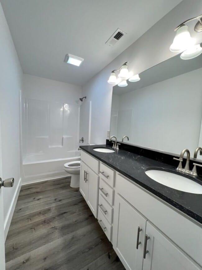 Building Photo - New Construction Weaverville Rental