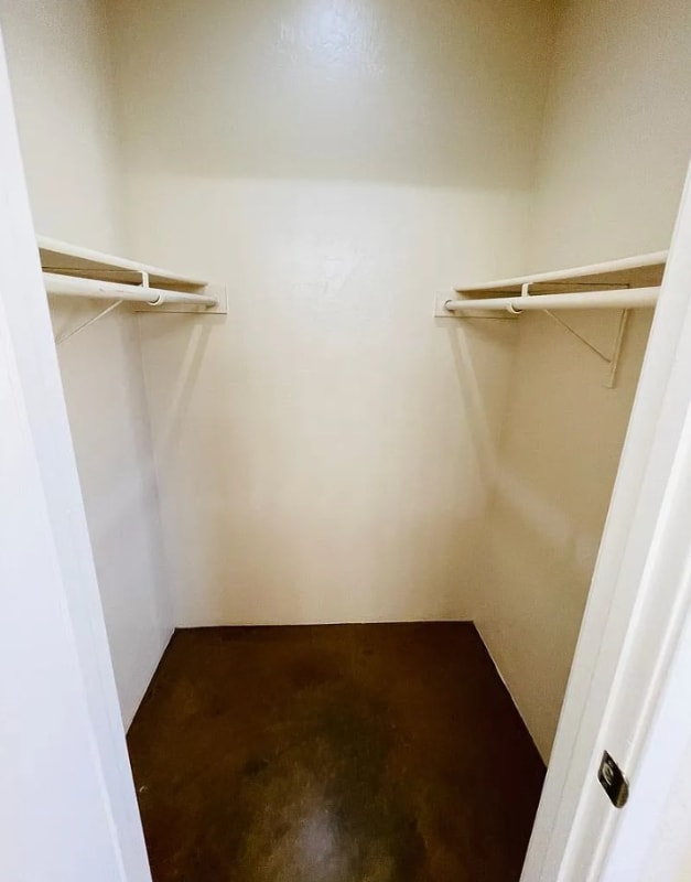 Building Photo - 1188 N Riverview Blvd