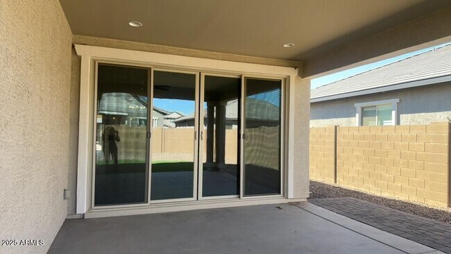 Building Photo - 21834 E Stirrup Ct