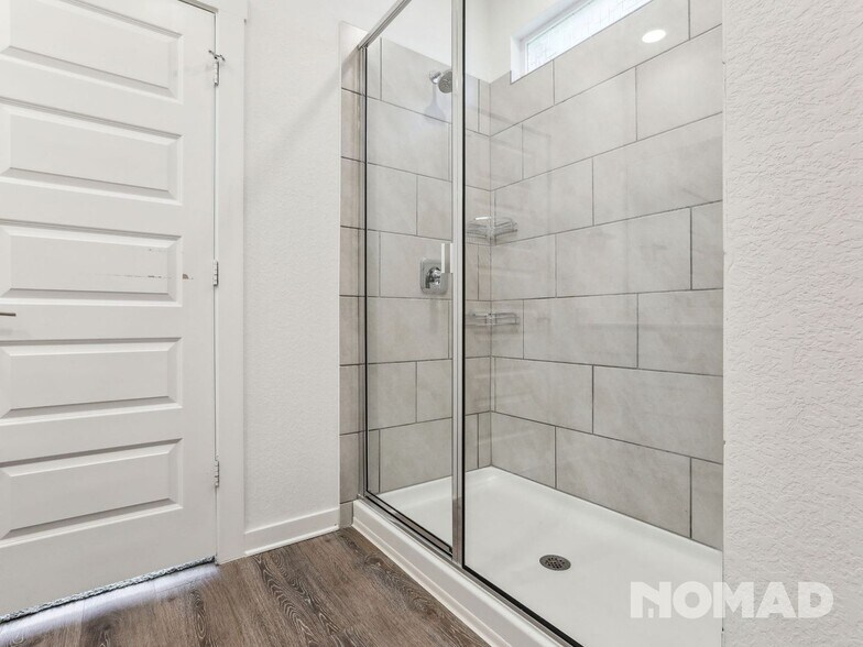 Building Photo - 272 Geminiflora Bend