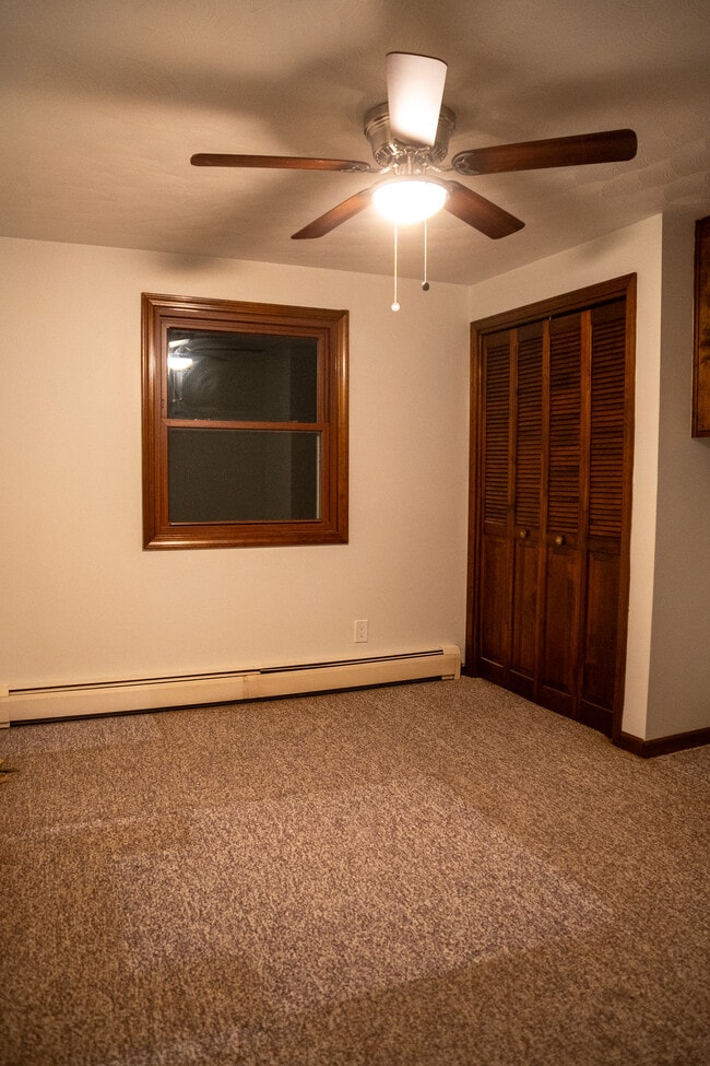 Building Photo - 4822 E Eddy Dr