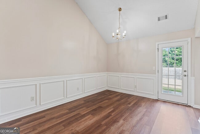 Building Photo - 1650 Deer Crossing Terrace