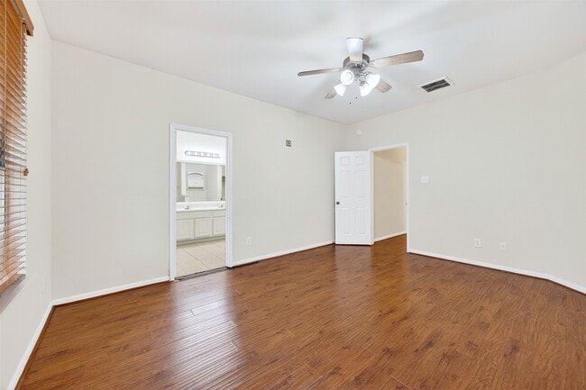 Building Photo - 11630 Forest Wind Ln